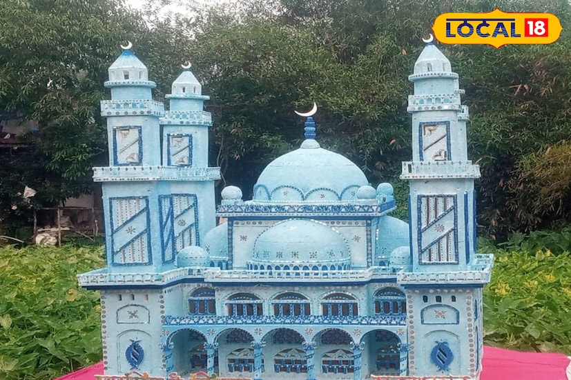 দুর্গাপুজোর মতো পবিত্র ইদ উপলক্ষে দক্ষিণ ২৪ পরগনার বিভিন্ন এলাকায় নজরকাড়া থিম। দর্শনার্থীদের জন্য একাধিক থিমের আয়োজন করা হয়েছে। বারুইপুর থেকে জয়নগর, এক সপ্তাহব্যাপী ইদ মিলন উৎসবের আয়োজন। (ছবি ও তথ্যঃ সুমন সাহা) দুর্গাপুজোর মতো পবিত্র ইদ উপলক্ষে দক্ষিণ ২৪ পরগনার বিভিন্ন এলাকায় নজরকাড়া থিম। দর্শনার্থীদের জন্য একাধিক থিমের আয়োজন করা হয়েছে। বারুইপুর থেকে জয়নগর, এক সপ্তাহব্যাপী ইদ মিলন উৎসবের আয়োজন। (ছবি ও তথ্যঃ সুমন সাহা)