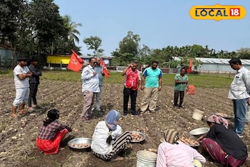 ভোটযুদ্ধ এবার আলুক্ষেতে, মাঠে নেমে নয়া কৌশলে ভোট প্রচার শুরু রাজনৈতিক দলগুলির ভোটযুদ্ধ এবার আলুক্ষেতে, মাঠে নেমে নয়া কৌশলে ভোট প্রচার শুরু রাজনৈতিক দলগুলির