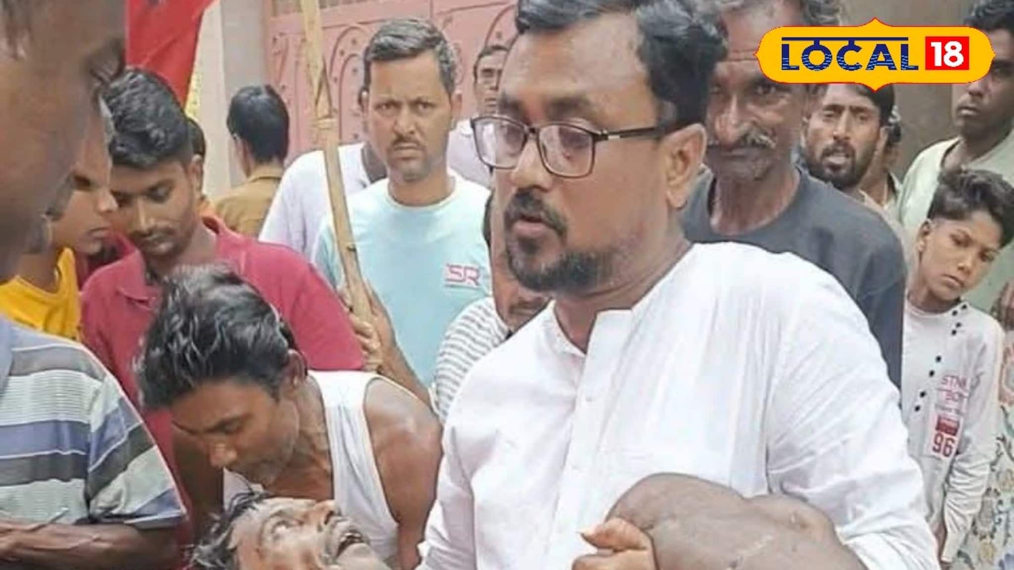 এই না হলে বামপ্রার্থী! পথে অসুস্থকে বৃদ্ধকে কোলে তুলে হাসপাতালে পৌঁছে দিলেন ধ্রুবজ্যোতি! 