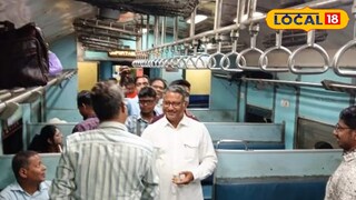 ট্রেনে চেপে ভোট প্রচার 