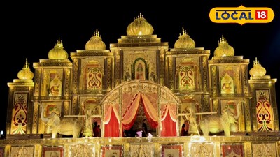 রাজস্থানের শেষমহলের আদলে মণ্ডপ