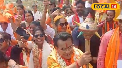 রামনবমীর শোভাযাত্রায় গদা হাতে বিজেপি প্রার্থী রুদ্রনীল ঘোষ