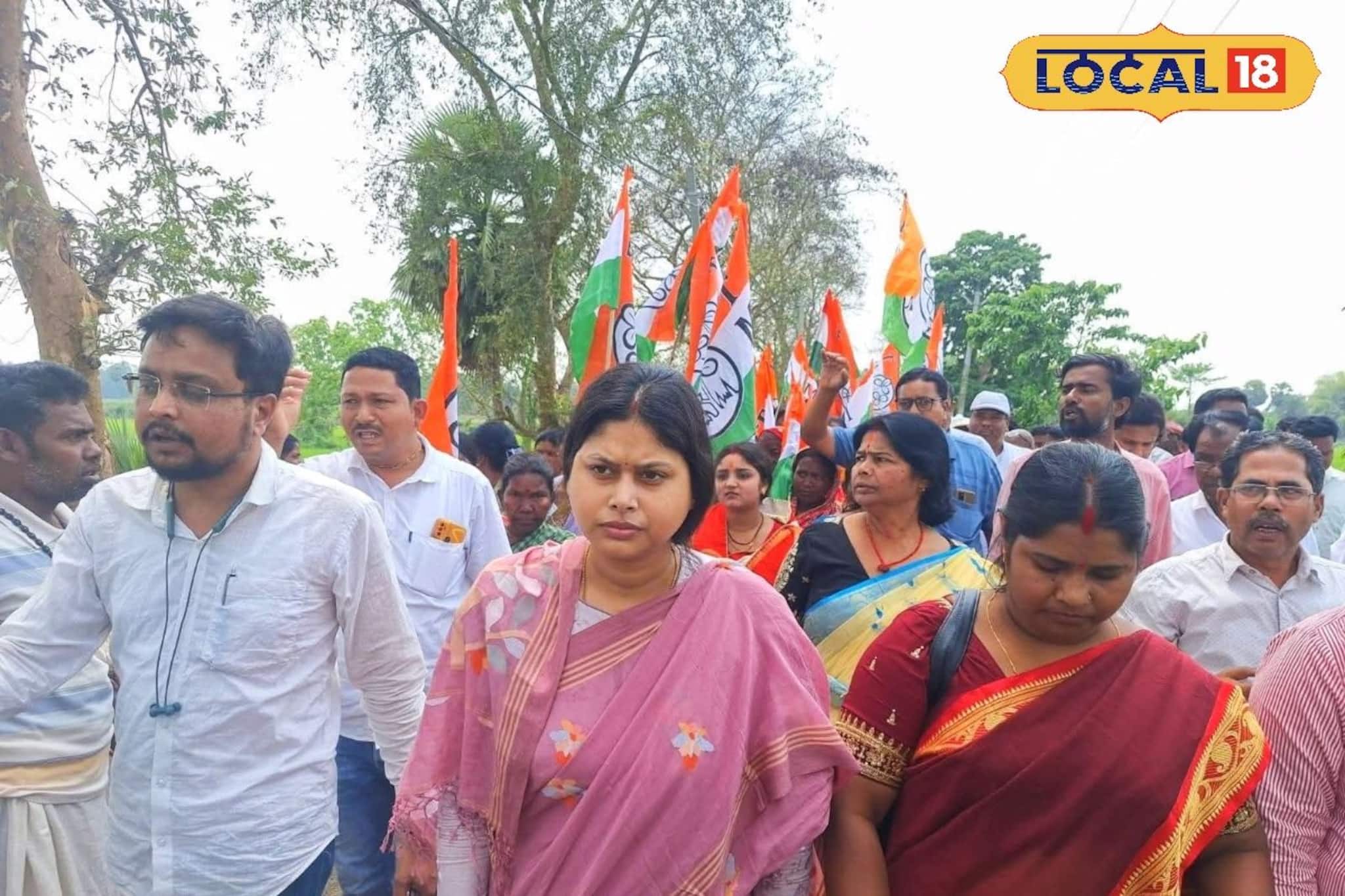 পঞ্চায়েত রাজনীতি থেকে বড় ময়দান! মালদহে বিজেপির জেতা আসনে তুরুপের তাস পঞ্চায়েত রাজনীতি থেকে বড় ময়দান! মালদহে বিজেপির জেতা আসনে তুরুপের তাস