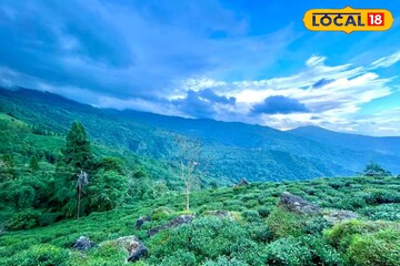 উত্তরের জেলাগুলিতে ঝেঁপে বৃষ্টি, দক্ষিণে দিনে গরম, বেলা বাড়লেই আকাশ কাঁপিয়ে বৃষ্টি, অরেঞ্জ অ্যালার্ট