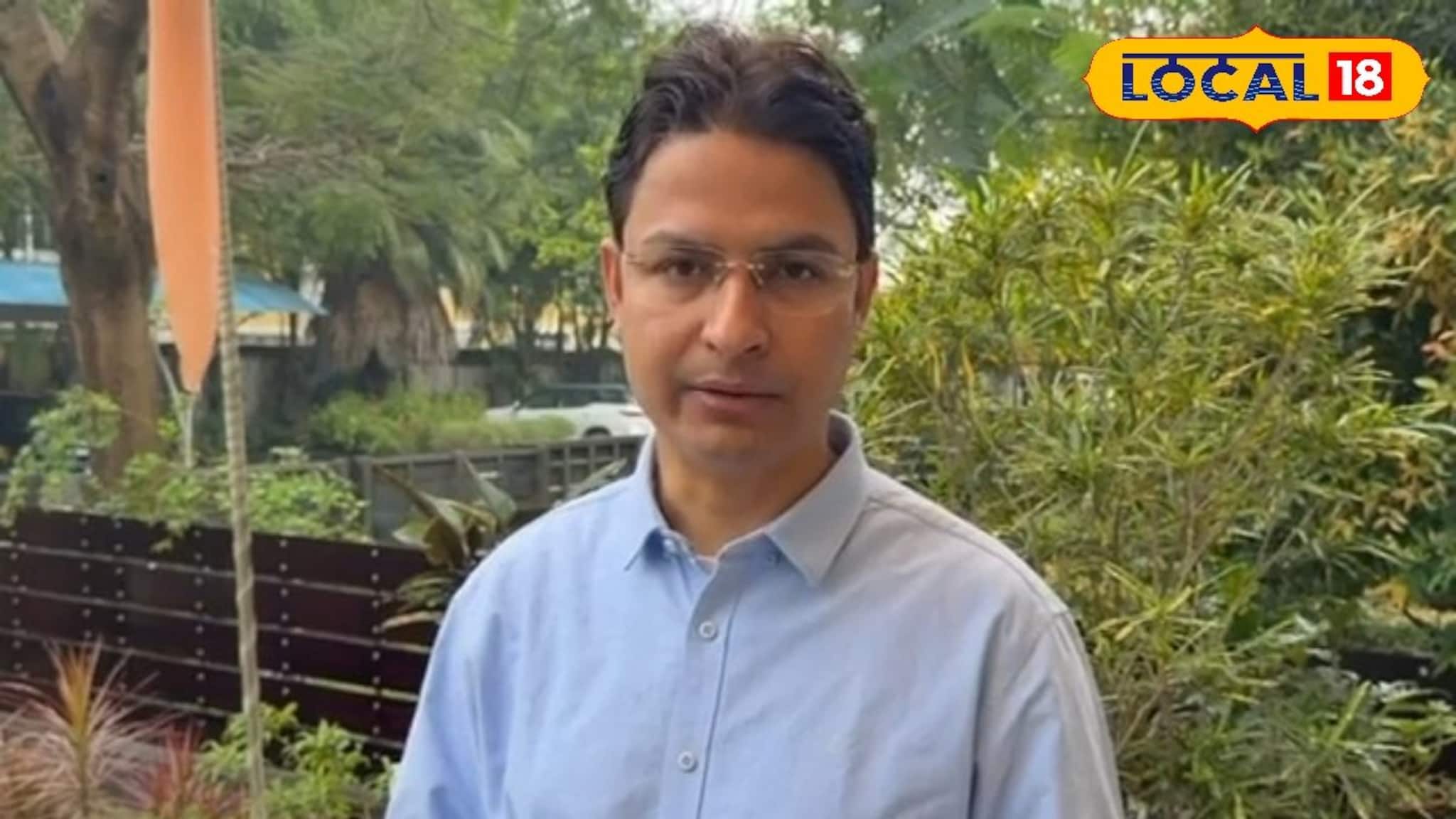 Siliguri News: অভিযুক্ত গ্রেফতার! প্রচারে ফিরলেন শংকর ঘোষ, বনধ প্রত্যাহারের আর্জি রাজু বিস্তার Siliguri News: অভিযুক্ত গ্রেফতার! প্রচারে ফিরলেন শংকর ঘোষ, বনধ প্রত্যাহারের আর্জি রাজু বিস্তার