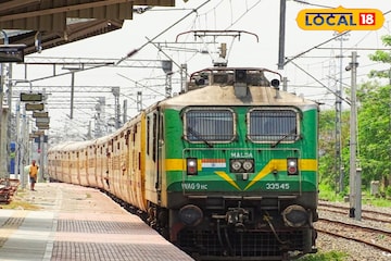 গ্রীষ্মকালে দীর্ঘ দূরত্বের যাত্রায় স্বস্তি! মালদহ থেকে বেঙ্গালুরু উদ্দেশে ছুটবে স্পেশাল ট্রেন, জানুন সময়সূচি গ্রীষ্মকালে দীর্ঘ দূরত্বের যাত্রায় স্বস্তি! মালদহ থেকে বেঙ্গালুরু উদ্দেশে ছুটবে স্পেশাল ট্রেন, জানুন সময়সূচি