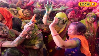 দোলে রঙ খেলা (প্রতীকী ছবি) দোলে রঙ খেলা (প্রতীকী ছবি)