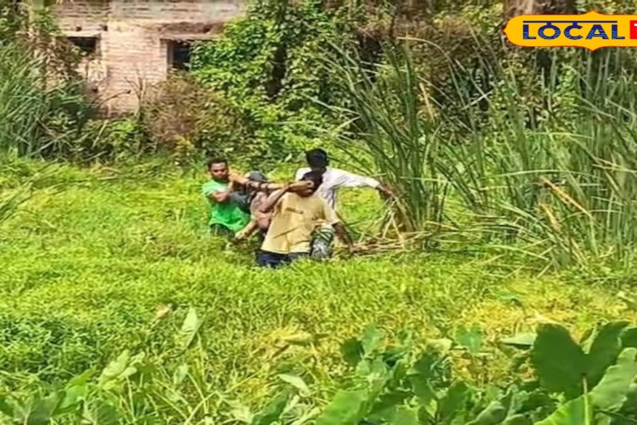 ডোবায় ভাসছে যুবকের নিথর দেহ! ভোটের আবহে মৃতদেহ উদ্ধারের ঘটনা ঘিরে ডোমজুড়ে চাঞ্চল্য ডোবায় ভাসছে যুবকের নিথর দেহ! ভোটের আবহে মৃতদেহ উদ্ধারের ঘটনা ঘিরে ডোমজুড়ে চাঞ্চল্য