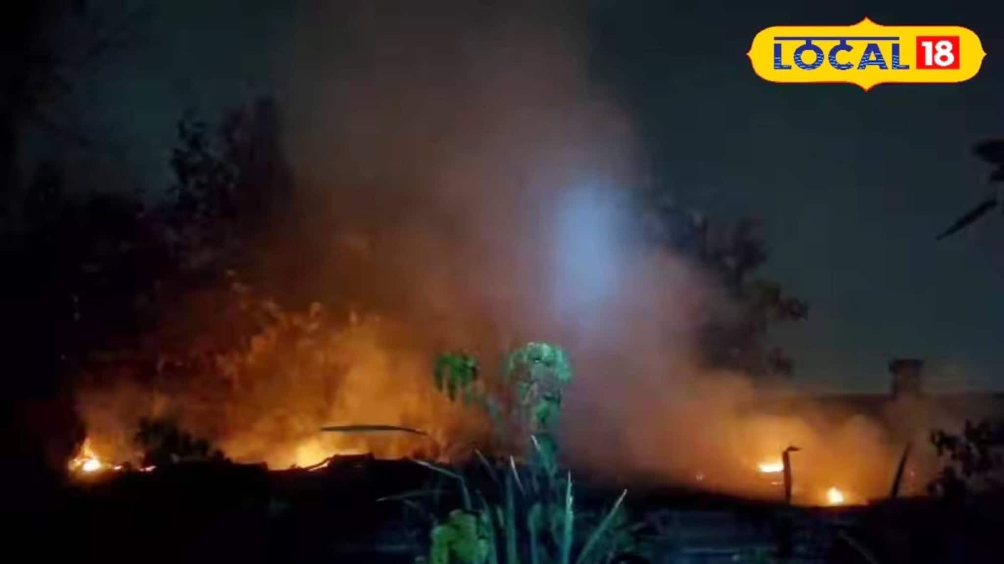 Howrah News: ঝড়ের মাঝেই জ্বলছে দাউ দাউ করে আগুন! হাওড়ার গেঞ্জি কারখানায় বিধ্বংসী অগ্নিকাণ্ড, দমকা হাওয়ায় ভয়াবহ পরিস্থিতি