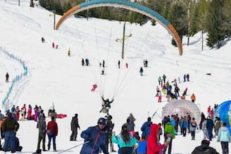 ২০২৫ সালে বাংলাদেশি পর্যটকদের আগমনে প্রায় ৭৩ শতাংশ পতন ! ভারতের বিদেশি পর্যটক আগমনের হার নামল নীচে