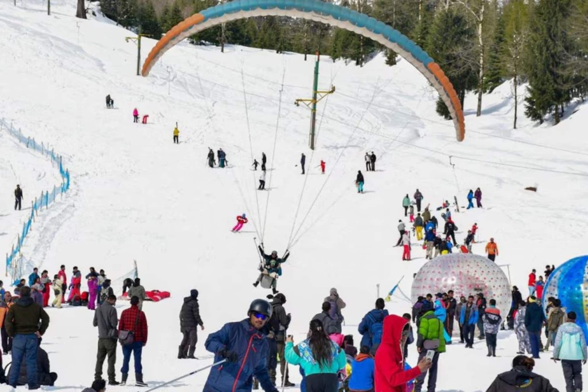 ২০২৫ সালে বাংলাদেশি পর্যটকদের আগমনে প্রায় ৭৩ শতাংশ পতন ! ভারতের বিদেশি পর্যটক আগমনের হার নামল নীচে