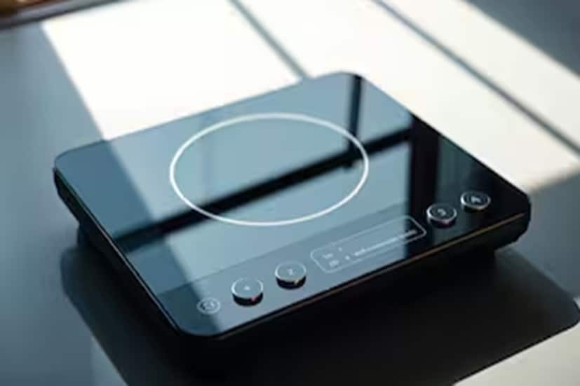 মধ্যপ্রাচ্যে উত্তেজনা। ইরান-আমেরিকা সংঘাতের জেরে সারা বিশ্বে জ্বালানি সঙ্কট। ভারতেও এলপিজি সঙ্কট। ফলে অনেকেই এখন গ্যাস বাঁচাতে বিভিন্ন স্ট্র্যাটেজি নিচ্ছেন। মধ্যপ্রাচ্যে উত্তেজনা। ইরান-আমেরিকা সংঘাতের জেরে সারা বিশ্বে জ্বালানি সঙ্কট। ভারতেও এলপিজি সঙ্কট। ফলে অনেকেই এখন গ্যাস বাঁচাতে বিভিন্ন স্ট্র্যাটেজি নিচ্ছেন।