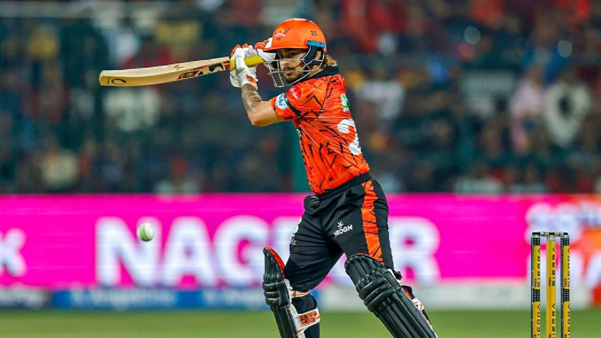 IPL 2026: আইপিএলের প্রথম ম্যাচেই বিধ্বংসী ঈশান কিষাণ! দ্বিতীয় বলেই ভেঙে দিলেন কেএল রাহুলের রেকর্ড