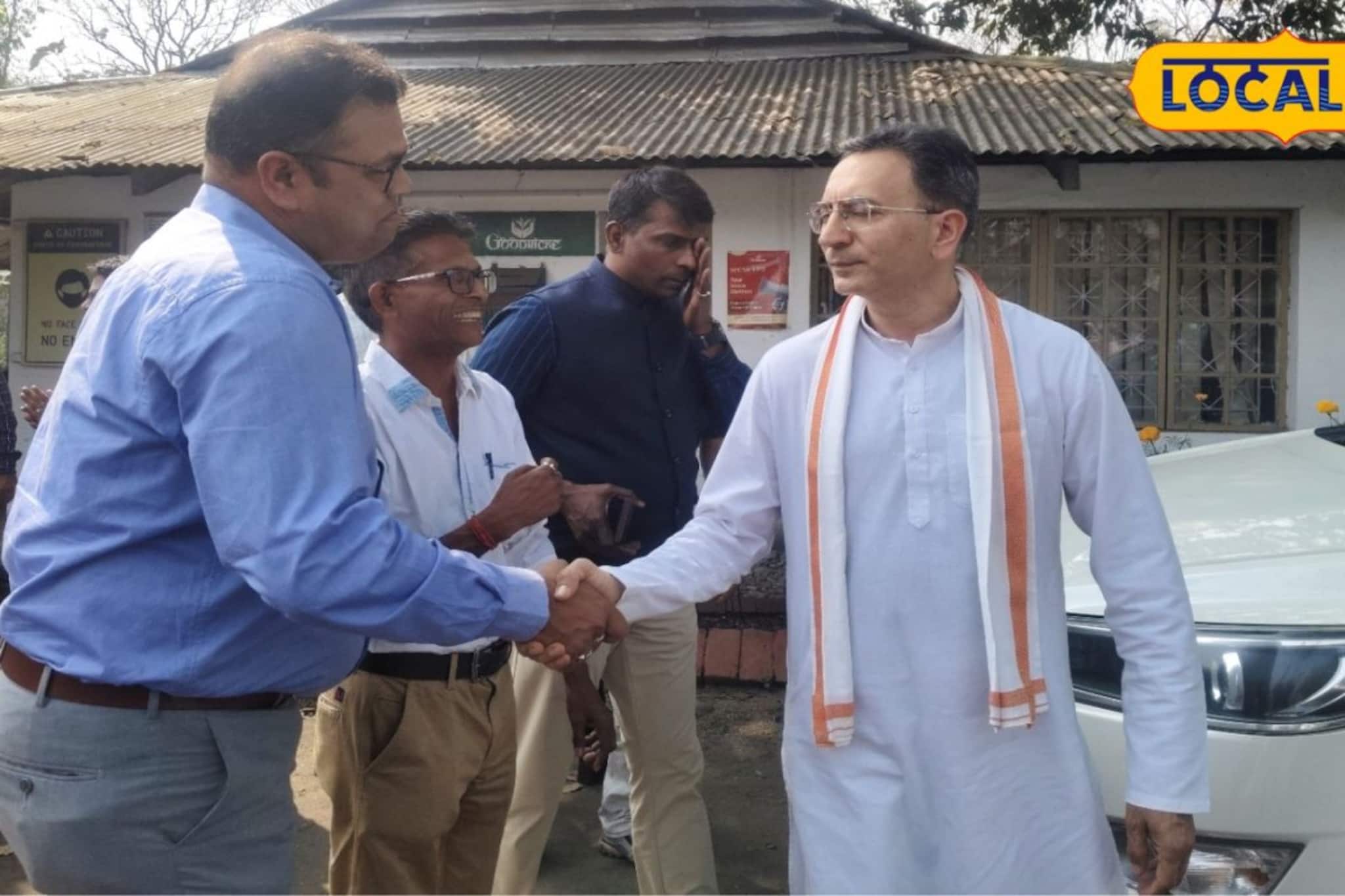 চা শিল্পের হালহকিকত জানতে জলপাইগুড়িতে কেন্দ্রীয় মন্ত্রী! ক্ষুদ্র চা চাষিদের জন্য বড় খবর