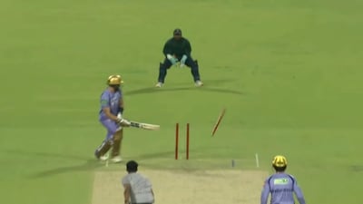 নভদীপ সাইনিকে নিল কেকেআর।