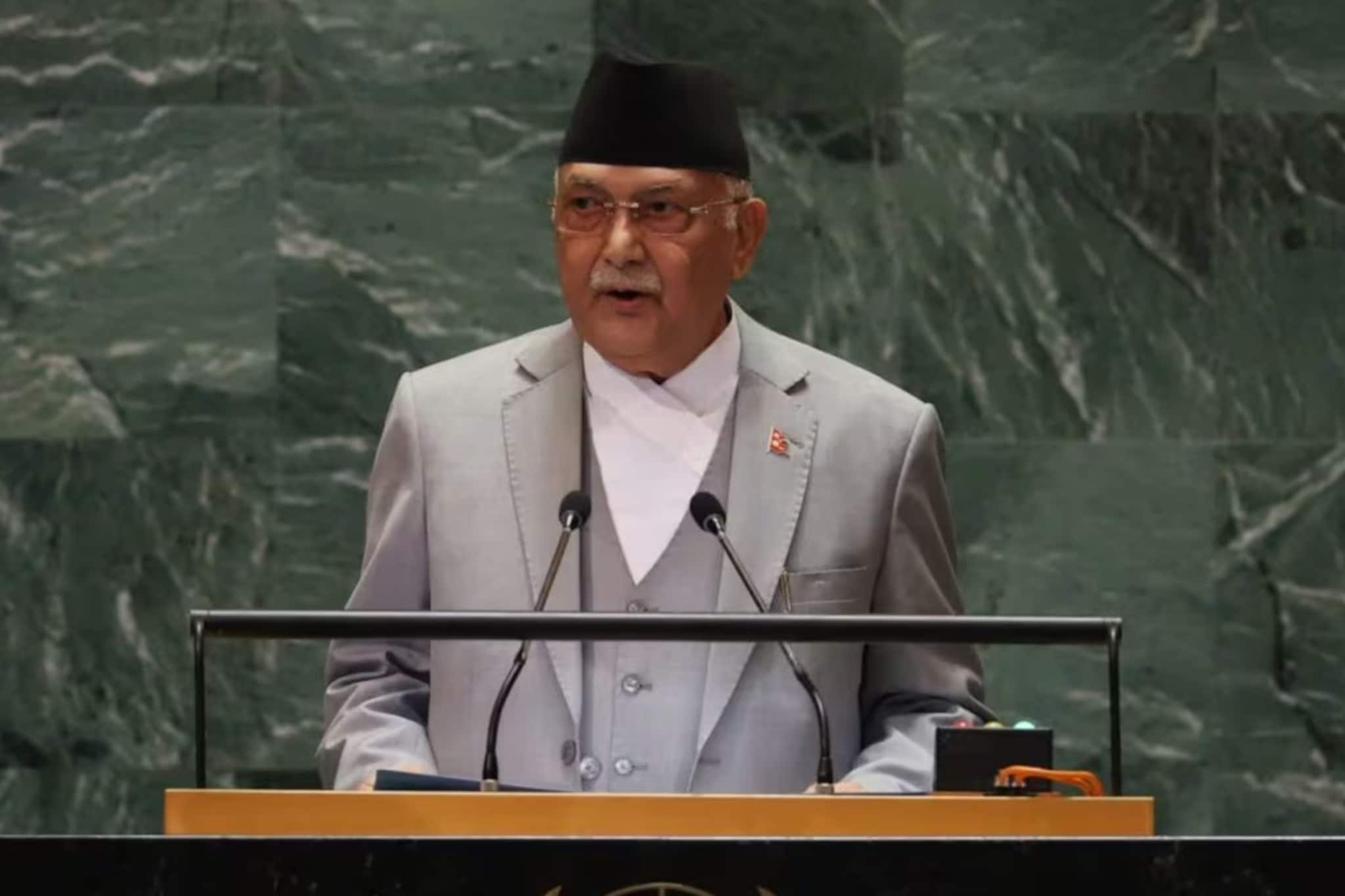 বলেন্দ্র শাহ শপথ নেওয়ার পরেই গ্রেফতার নেপালের প্রাক্তন প্রধানমন্ত্রী কেপি শর্মা ওলি ! নতুন করে অশান্তির আশঙ্কা বলেন্দ্র শাহ শপথ নেওয়ার পরেই গ্রেফতার নেপালের প্রাক্তন প্রধানমন্ত্রী কেপি শর্মা ওলি ! নতুন করে অশান্তির আশঙ্কা