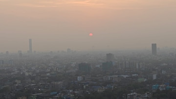 উত্তরবঙ্গে ভারী বৃষ্টি, রাজ্যজুড়েই ঝড়বৃষ্টির পূর্বাভাস! বেশ কয়েক জেলায় কালবৈশাখীর পরিস্থিতি উত্তরবঙ্গে ভারী বৃষ্টি, রাজ্যজুড়েই ঝড়বৃষ্টির পূর্বাভাস! বেশ কয়েক জেলায় কালবৈশাখীর পরিস্থিতি