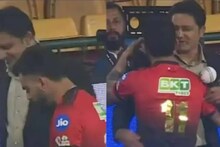 Virat Kohli : ১০ বছর ধরে কথা নেই, মনোমালিন্য! শেষ পর্যন্ত গলা জড়িয়ে নিলেন বিরাট কোহলি! আইপিএলের শুরুতেই বড় চমক