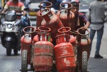 LPG Cylinder Booking Rules Changed: সিলিন্ডার বুকিংয়ে নতুন নিয়ম জারি, বছরে সর্বোচ্চ ১৫টি সিলিন্ডারই কেনা যাবে