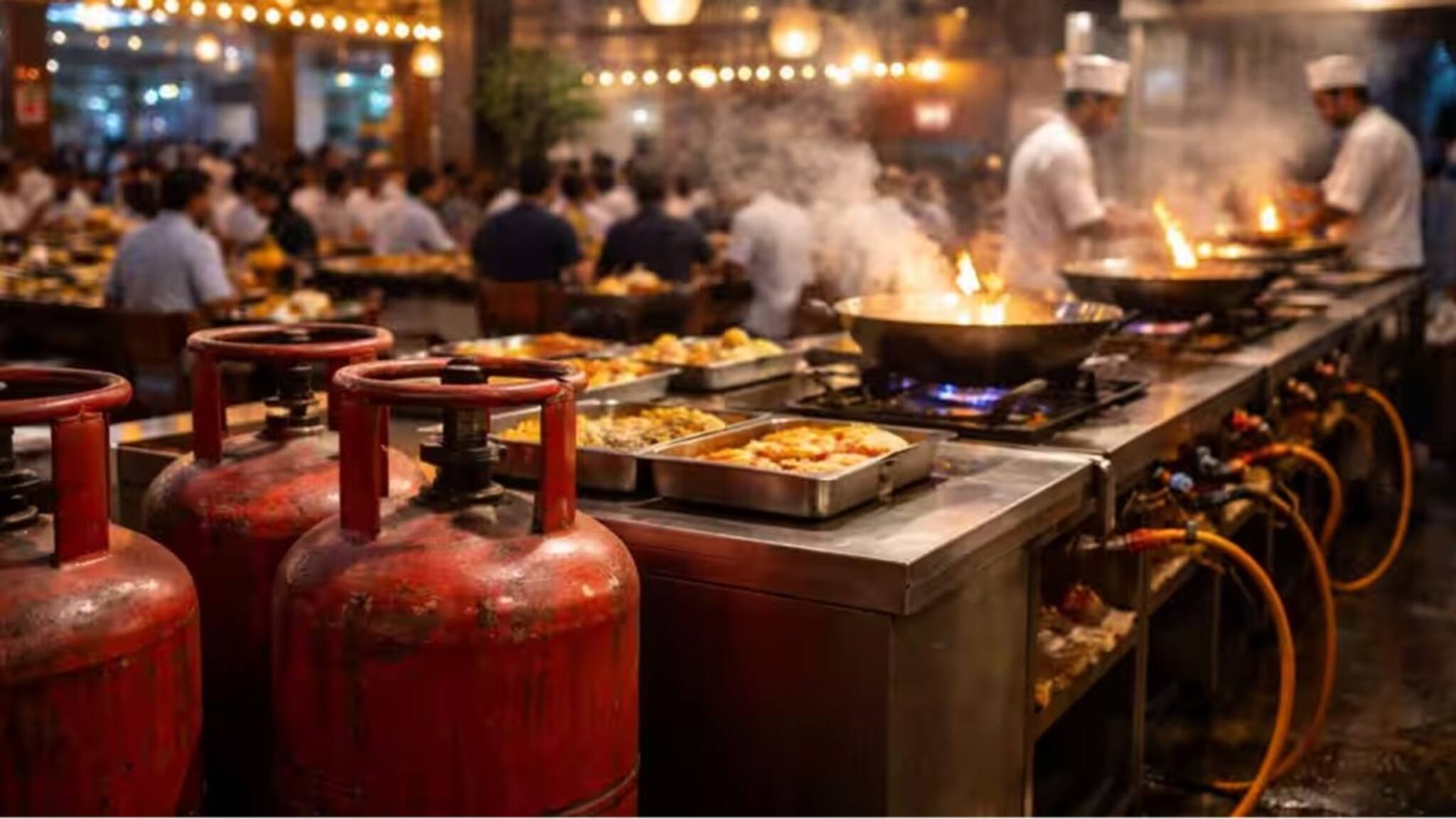 দেশ জুড়ে LPG-র আকাল, এবার কি তাহলে ঝাঁপ বন্ধ করতে চলেছে কলকাতার নামীদামি রেস্তোরাঁগুলিও?