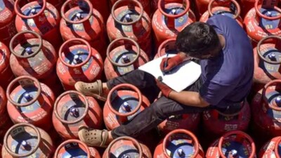 LPG সিলিন্জার নিয়ে গুরুত্বপূর্ণ সিদ্ধান্ত কেন্দ্রের৷