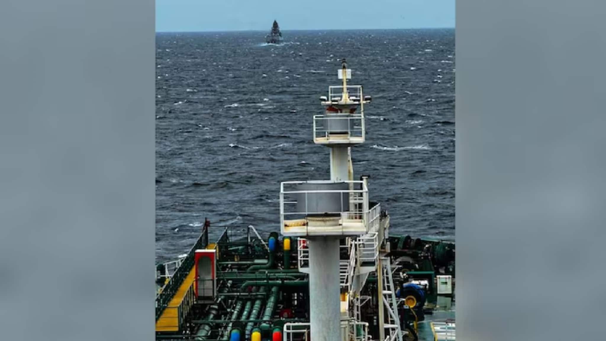 LPG vessel Reaches India: জ্বালানি সঙ্কটের মাঝে বড় স্বস্তি, ৪২,০০০ মেট্রিক টন এলপিজি নিয়ে হরমুজ পেরিয়ে ভারতে পৌঁছোল গ্যাসবাহী জাহাজ, শীঘ্রই আসছে আরও একটি ট্যাঙ্কার