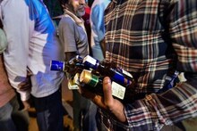 Liquor Sale: ভোট আসছে, মদ কেনার নিয়ম জানেন তো এখন? ভুল করেও এই ভাবে মদ কিনলে-বিক্রি করলেই সর্বনাশ! সহজে বাঁচতে পারবেন না