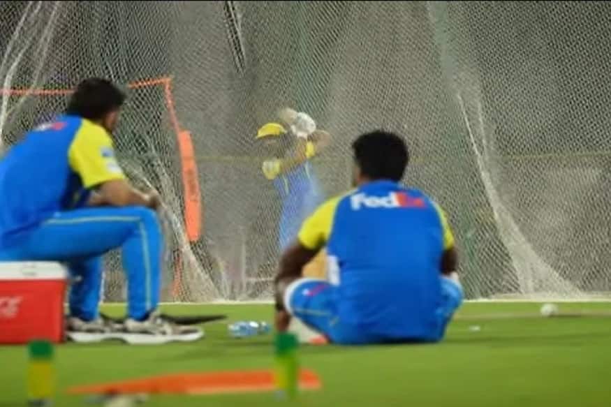 সিএসকে অনুশীলনে ধোনি 