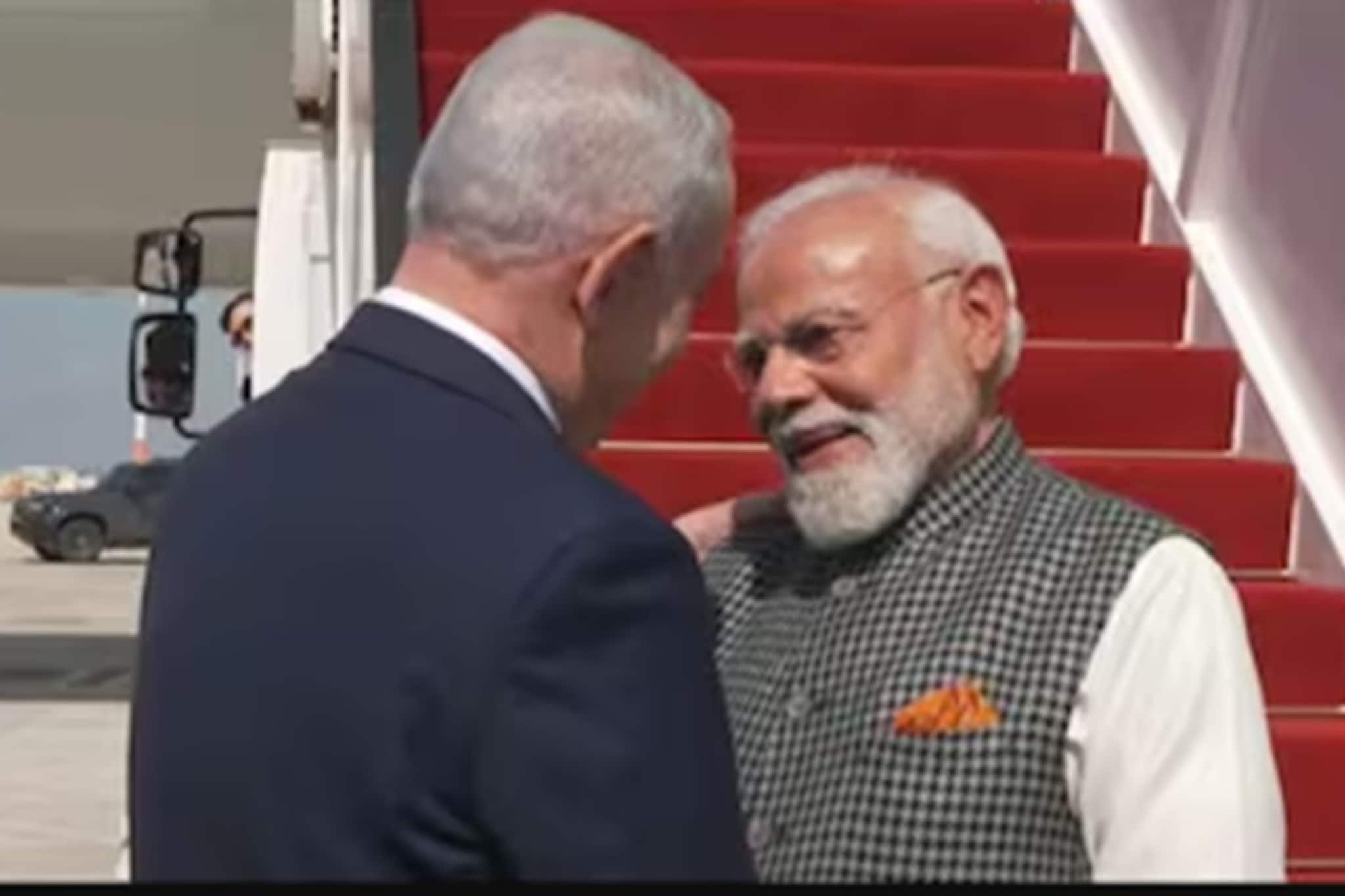 মোদির সঙ্গে দীর্ঘক্ষণ ফোনে কথা,ভারতকে ধন্যবাদ জানালেন ইজরায়েলের প্রধানমন্ত্রী নেতানিয়াহু