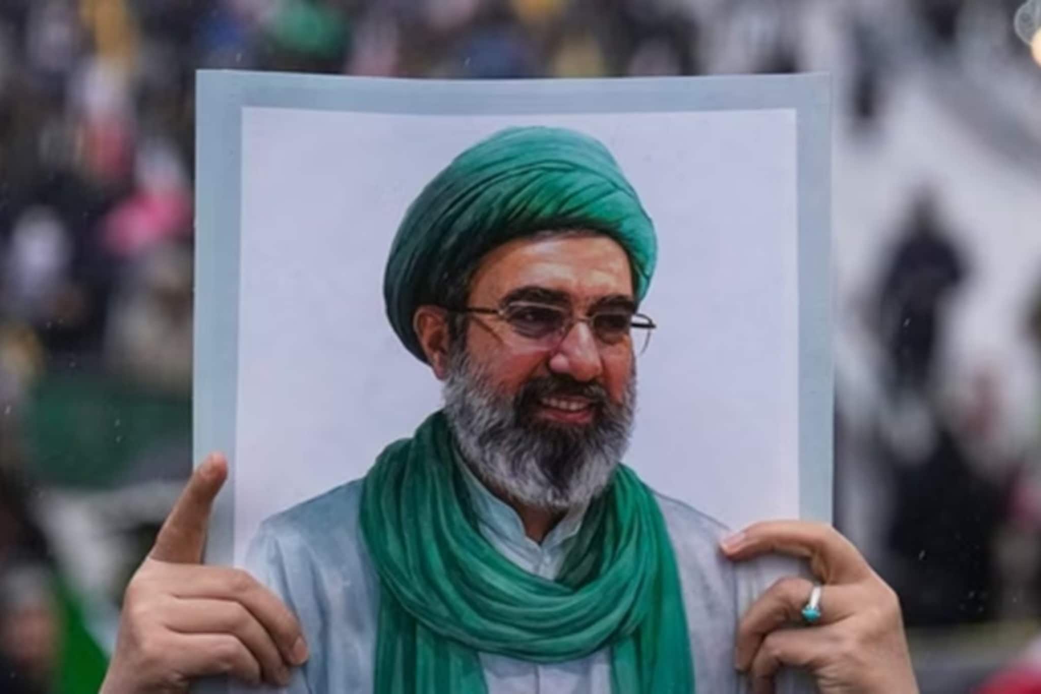 মোজতবা খামেনি কীভাবে অল্পের জন্য বেঁচে গেছে জানেন? শিউরে ওঠা ভিডিও, শুনে চমকে উঠবেন