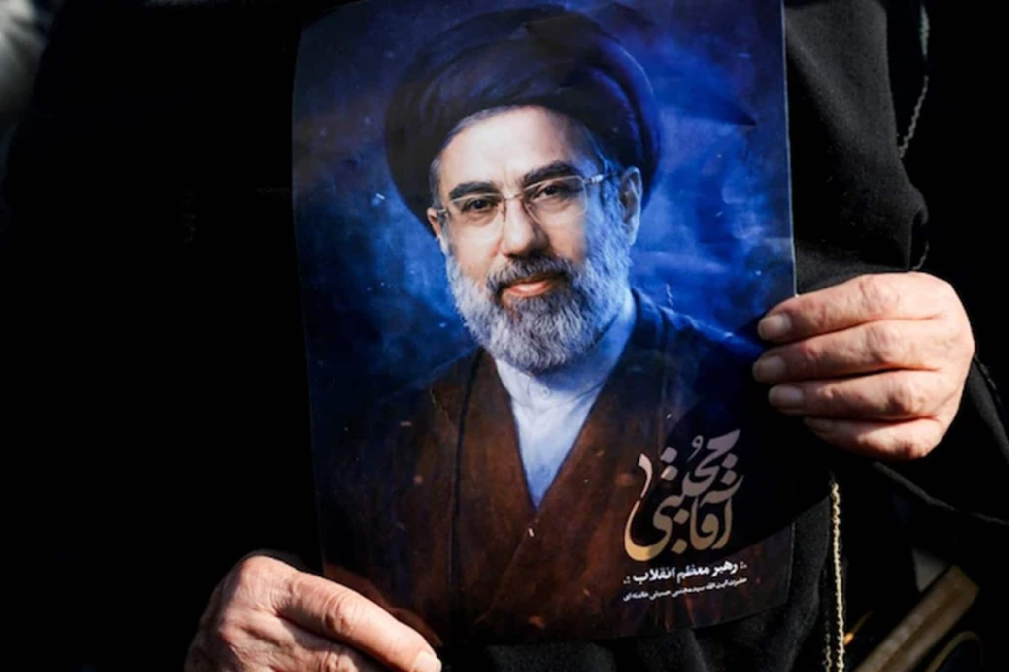 লন্ডনের প্রাসাদ, দুবাইয়ের ভিলা থেকে ইউরোপে একাধিক হোটেল ! সারা বিশ্বে কীভাবে ২৭,৫০০ কোটি টাকার বিশাল সাম্রাজ্য গড়ে তুলেছেন মোজতবা খামেনেই?