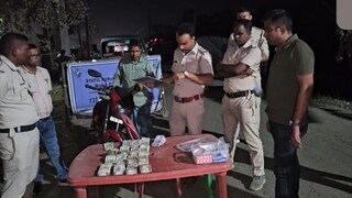 বাইক আরোহীর কাছে নগদ ৯ লক্ষ! পুলিশের সন্দেহ হতেই তল্লাশি, ভোটের আগে বারুইপুরে চাঞ্চল্য