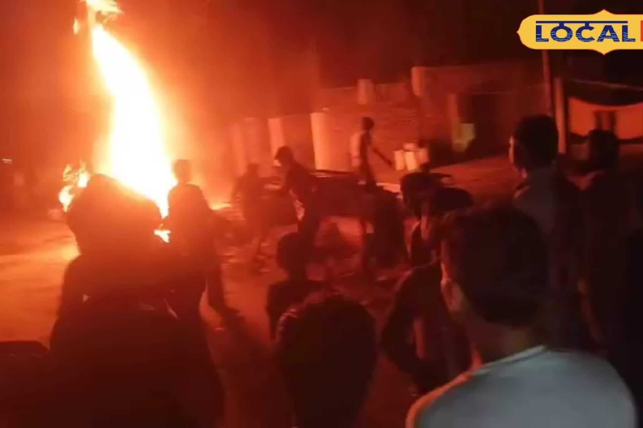 পেট্রোল ভর্তি ড্রাম নিয়ে যাওয়ার পথে জ্বলে উঠল চলন্ত বাইক! ঝলসে গেলেন মহিলা-সহ ২ শিশু