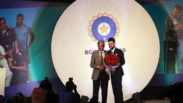 Naman Awards 2026: দিল্লিতে বিশ্বজয়ীদের নিয়ে মঞ্চ সাজাল বিসিসিআই, স্মৃতি থেকে শুভমান-সেরাদের কুর্নিশ বোর্ডের
