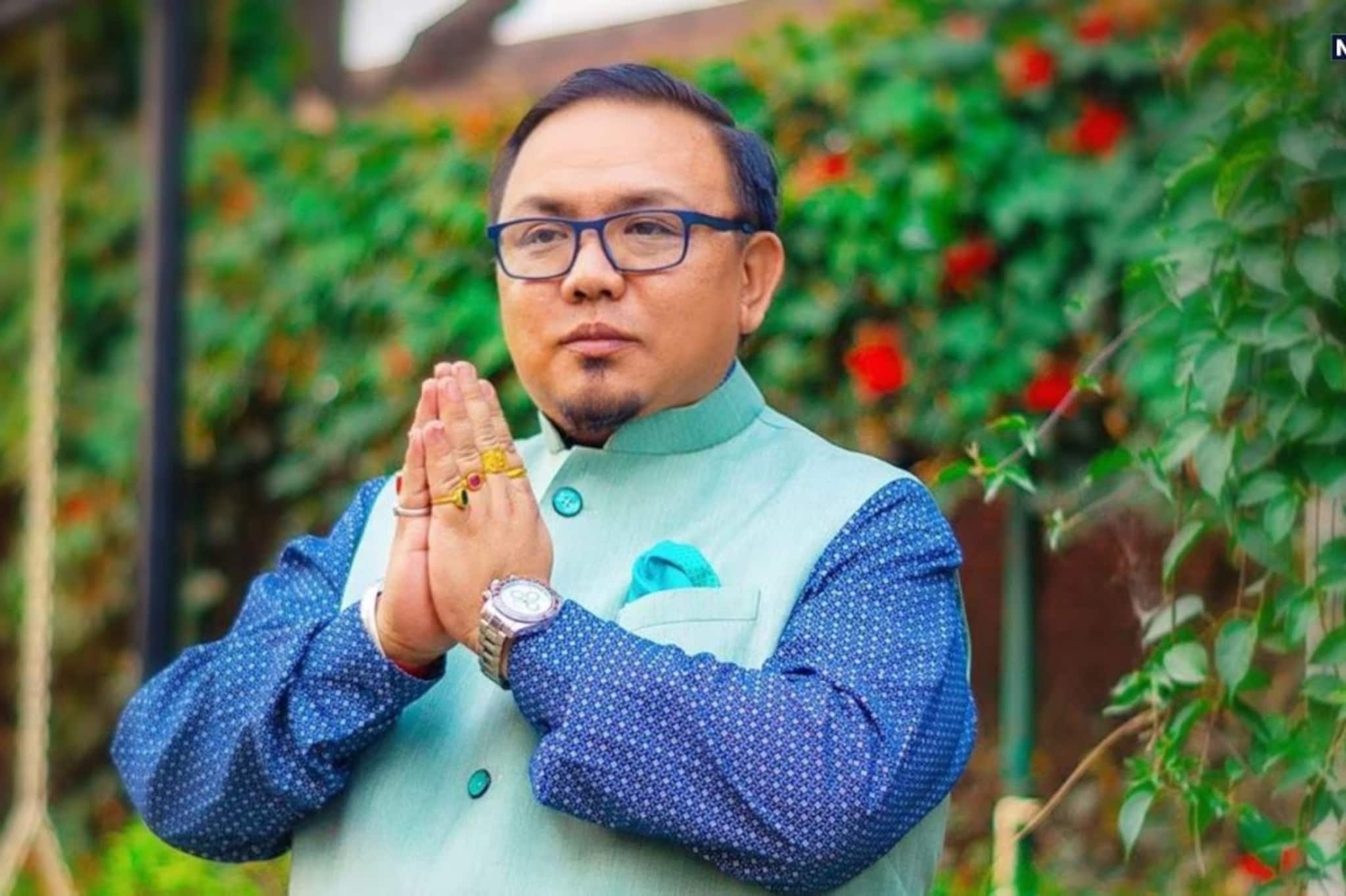 দার্জিলিংয়ে টিকিট পেলেন না দুবারের বিধায়ক নীরজ জিম্বা! পাহাড়ের ৩ আসনেই চমক বিজেপির প্রার্থী তালিকায়