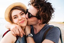 Kissing Diseases: হার্পিসের ঘা, হেপাটাইটিস, যৌন রোগ সিফিলিস...আর কী কী অসুখ ছড়াতে পারে চুম্বন থেকে? ফের অন্তরঙ্গ হওয়ার আগে জানুন