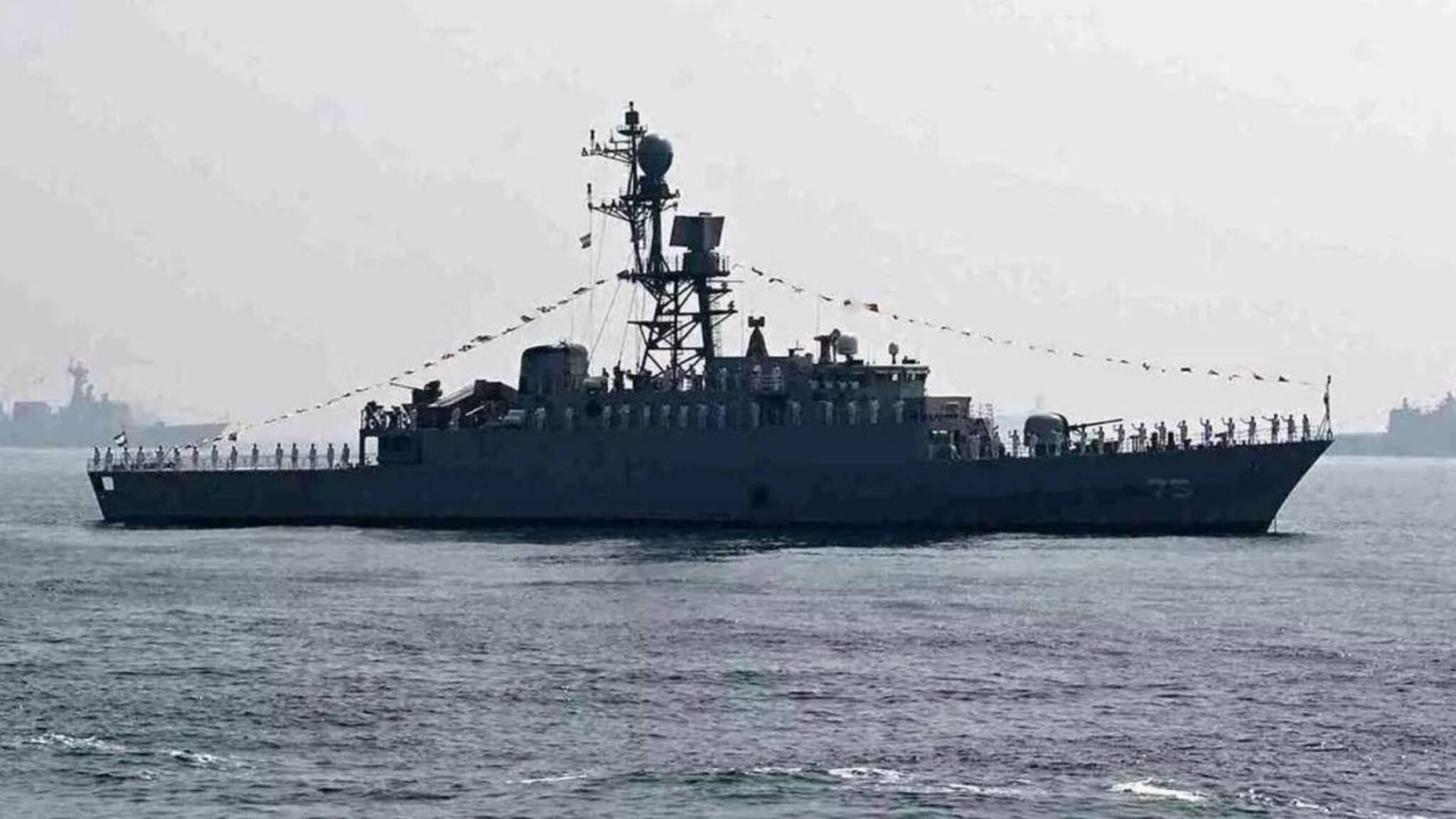 US Torpedoes Iranian Warship: ভারত মহাসাগরে ইরানের যুদ্ধজাহাজের সলিলসমাধি আমেরিকান টর্পেডোর আঘাতে, নিহত অন্তত ৮০