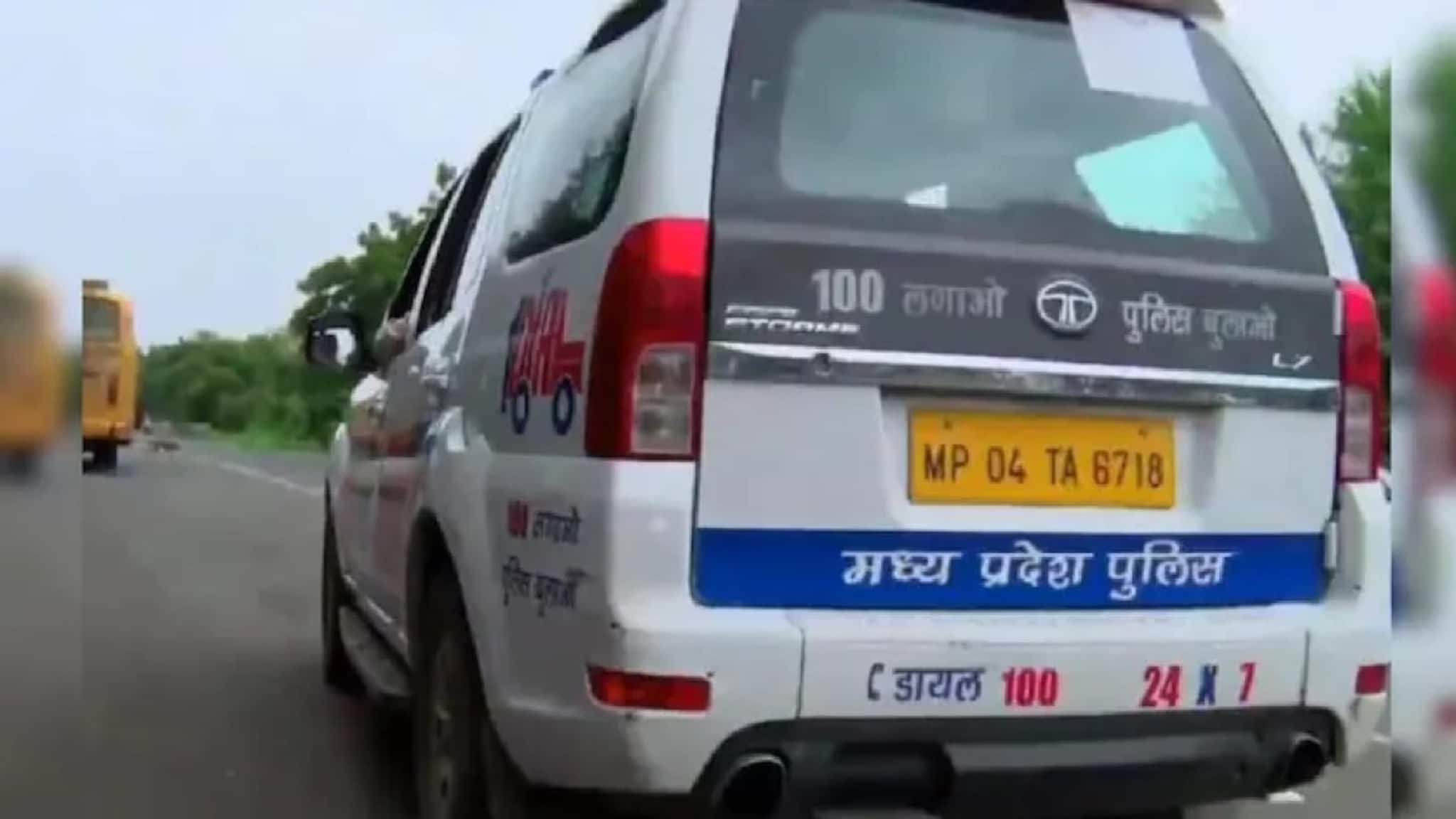 নাক, জিভ কাটা, শরীরে যৌন নির্যাতনের আঘাত! বৃদ্ধা মাকে যে অবস্থায় উদ্ধার করলেন ছেলে...মর্মান্তিক!