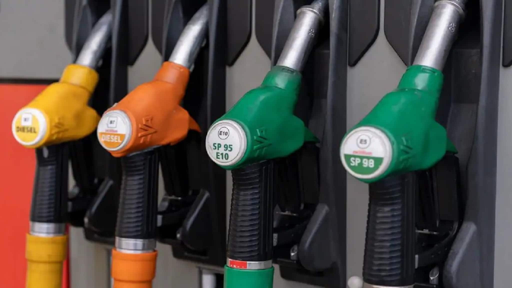 Petrol : আর মাত্র ৬ দিন! তার পর ভারতের রাস্তায় গাড়ি চলবে কী করে! দেশের তেলের ভাণ্ডারে ভয়াবহ বিপর্যয়ের আশঙ্কা এবার