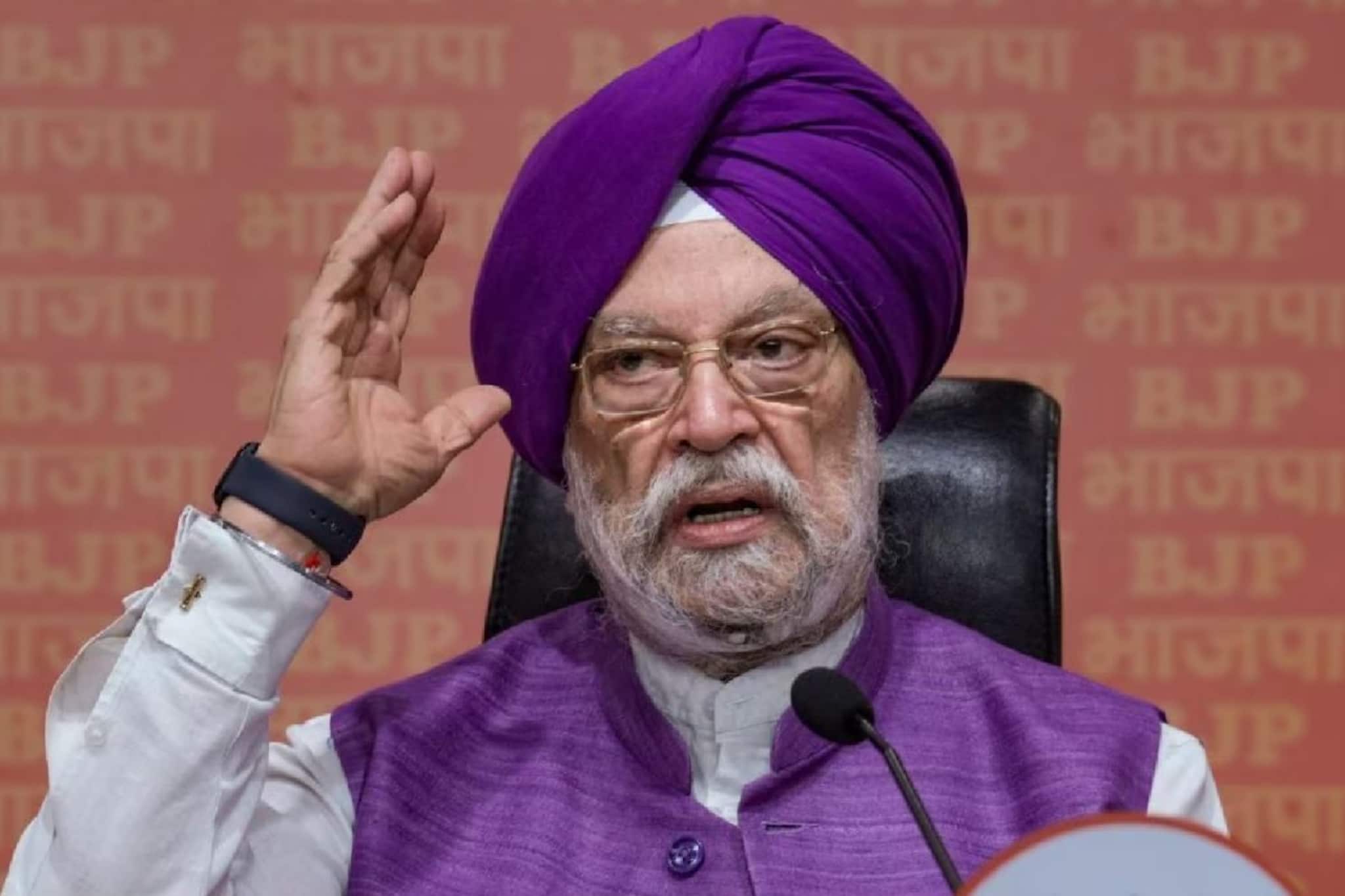 পেট্রল-ডিজেল নিয়ে দেশে কোনও সঙ্কট নেই! সংসদে জানালেন পেট্রোলিয়াম মন্ত্রী হরদীপ সিং পুরি 