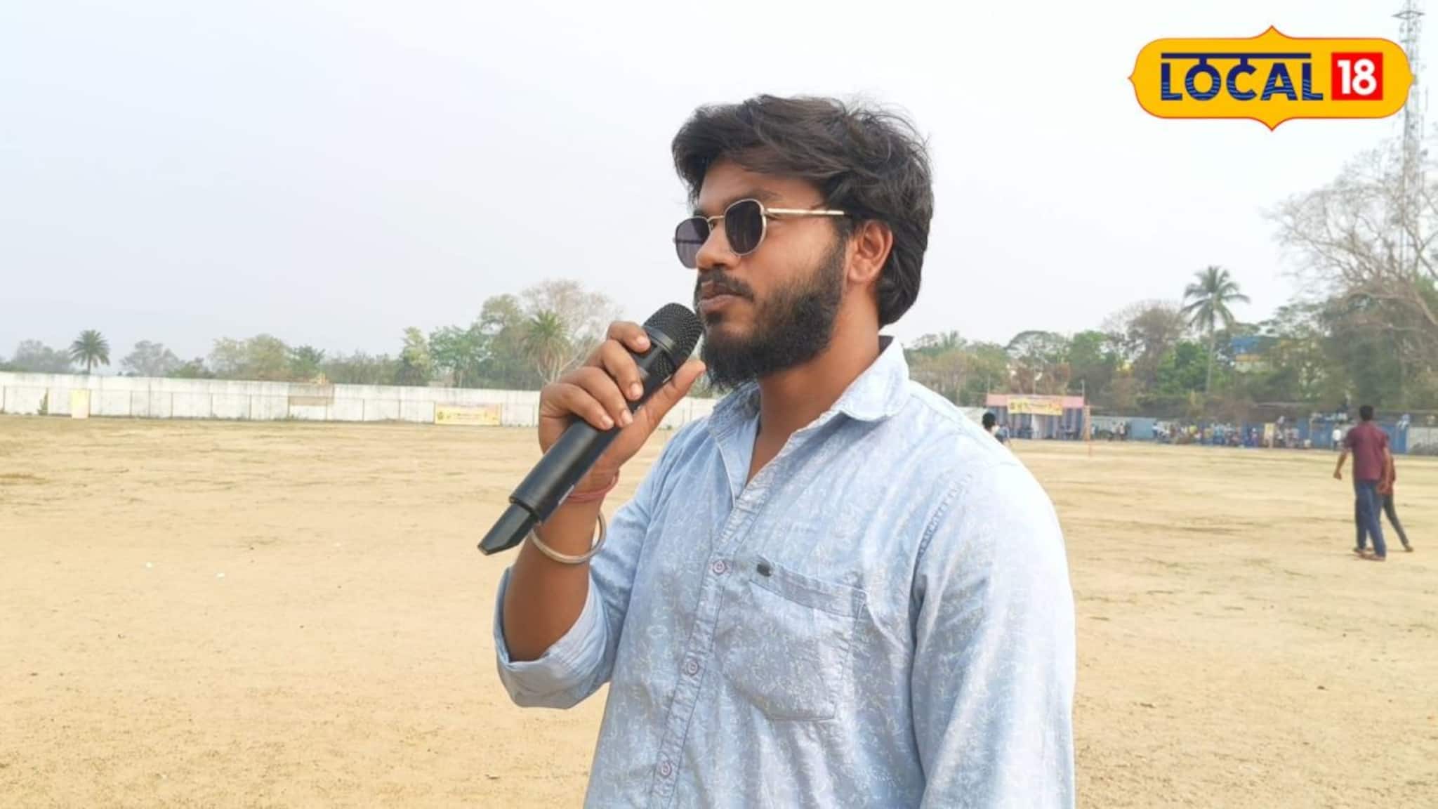 মাঠ কাঁপানো গলার স্বর! ক্রিকেট-ফুটবল টুর্নামেন্টের মধ্যমণি, পুরুলিয়ায় সাড়া ফেলে দিয়েছেন ধারাভাষ্যকর শুভম