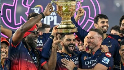 আইপিএল থেকে বাদ তারকা।