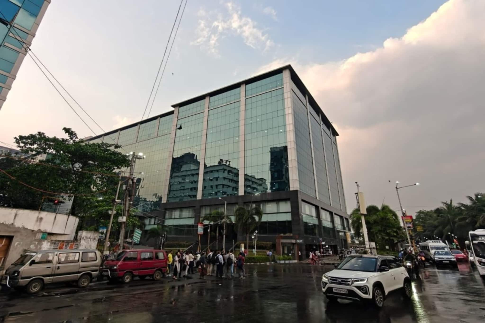West Bengal Weather Update: রাজ্যে ঝড়বৃষ্টির সম্ভাবনা বাড়বে, শনি এবং রবি দু’দিনেই দক্ষিণবঙ্গের বেশির ভাগ জেলাতে ঝড় এবং বজ্রবিদ্যুৎ-সহ বৃষ্টি ! West Bengal Weather Update: রাজ্যে ঝড়বৃষ্টির সম্ভাবনা বাড়বে, শনি এবং রবি দু’দিনেই দক্ষিণবঙ্গের বেশির ভাগ জেলাতে ঝড় এবং বজ্রবিদ্যুৎ-সহ বৃষ্টি !