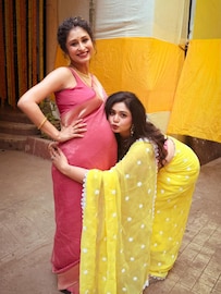 'আমি এবার মাসি হব' প্রাণ ভরে দিদি চিত্রাঙ্গদাকে সাধ খাওয়ালেন ঋতাভরী! নতুন অতিথির অপেক্ষা