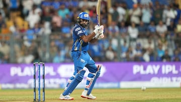 ক্যাচ মিসের ঋণ ব্যাটিংয়ে সুদে-আসলে মিটিয়ে দিল রোহিত! হিটম্যান ঝড়ে খড়কুটোর মতো উড়ে গেল কেকেআর বোলাররা ক্যাচ মিসের ঋণ ব্যাটিংয়ে সুদে-আসলে মিটিয়ে দিল রোহিত! হিটম্যান ঝড়ে খড়কুটোর মতো উড়ে গেল কেকেআর বোলাররা