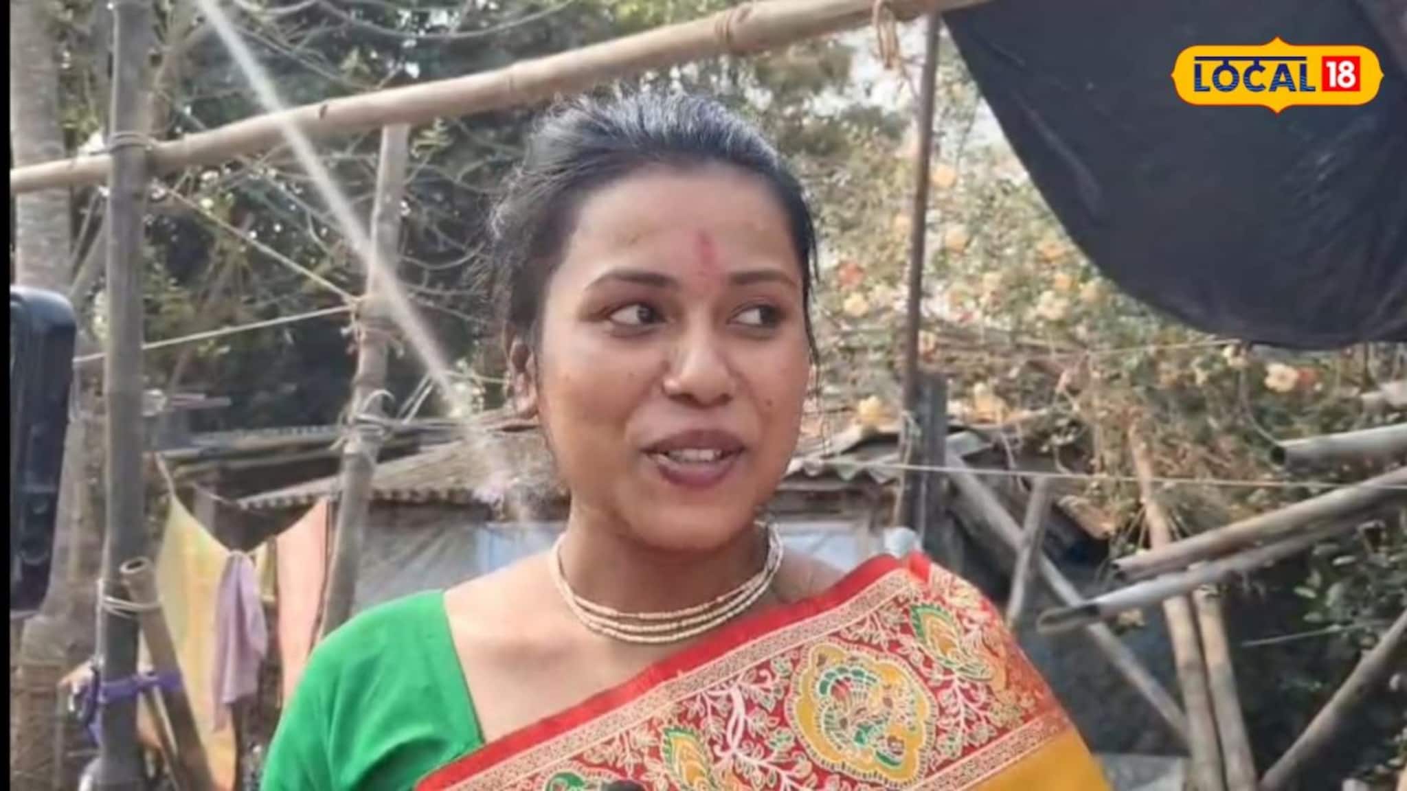 Bride sits for SSC Exam: গায়ে হলুদ, হাতে কলম! বিয়ের সকালে হবু কনে মৌসুমী দিতে এলেন SSC-র গ্রুপ-সি পরীক্ষা, ধন্যবাদ জানালেন শ্বশুরবাড়ির সকলকে