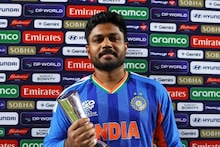 ‘মনে হয়েছিল সব স্বপ্ন শেষ...’ টি২০ বিশ্বকাপে তৃতীয় ভারতীয় ক্রিকেটার হিসেবে ‘প্লেয়ার অফ দ্য টুর্নামেন্ট’ জেতার পর বললেন স্যামসন