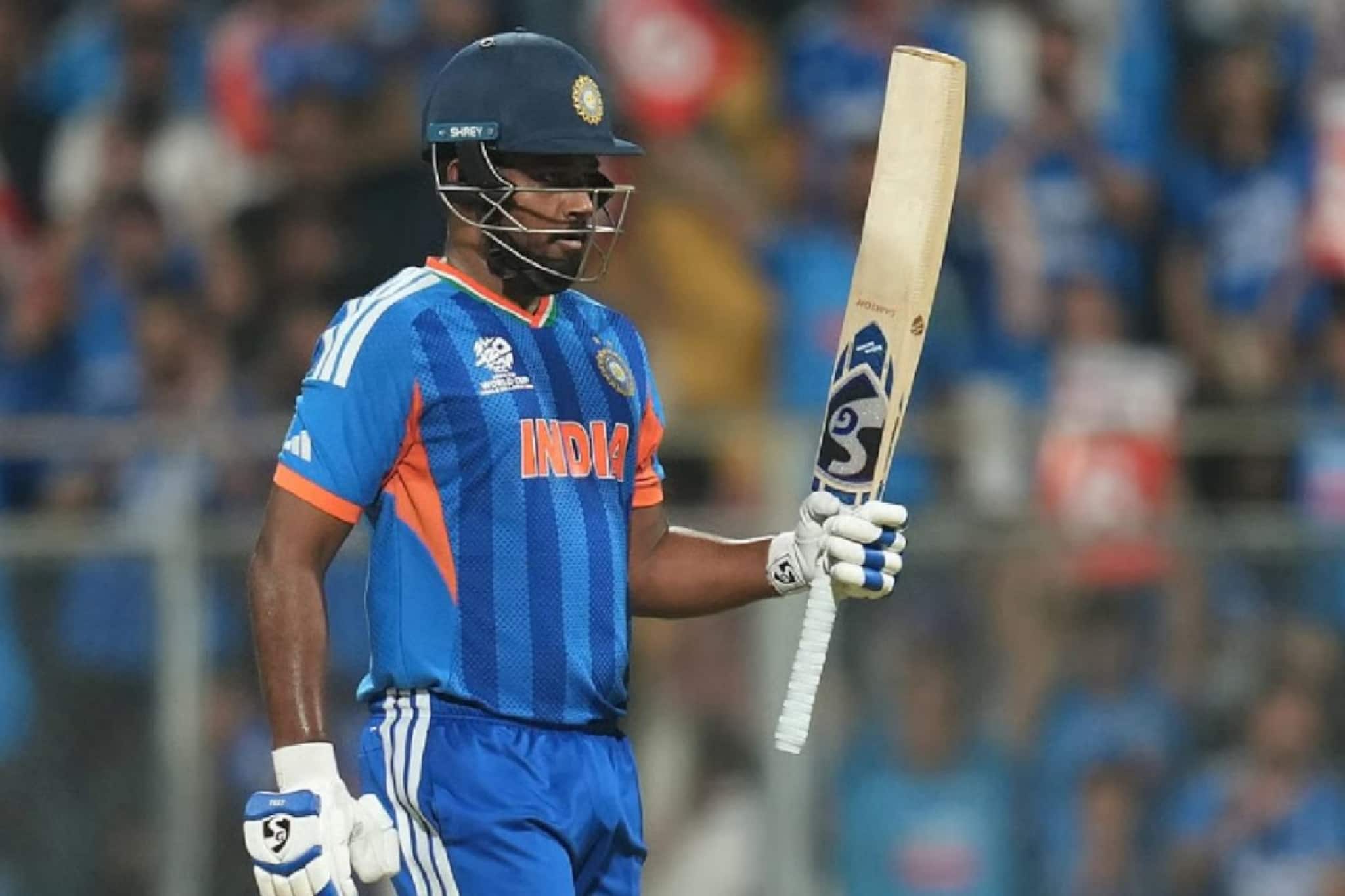 সঞ্জুর ব্যাটিং তাণ্ডবে ভেঙে গেল রোহিতের রেকর্ড! নতুন ইতিহাস লিখলেন স্যামসন