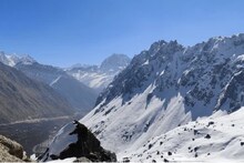 Sikkim Tourism Kala Patthar: কালো পাথরের উপর শ্বেতশুভ্র বরফের খেলা, রুক্ষ হলেও 'কালা পাথার' মন ভিজিয়ে দেয়! অফবিট সিকিমের খোঁজ
