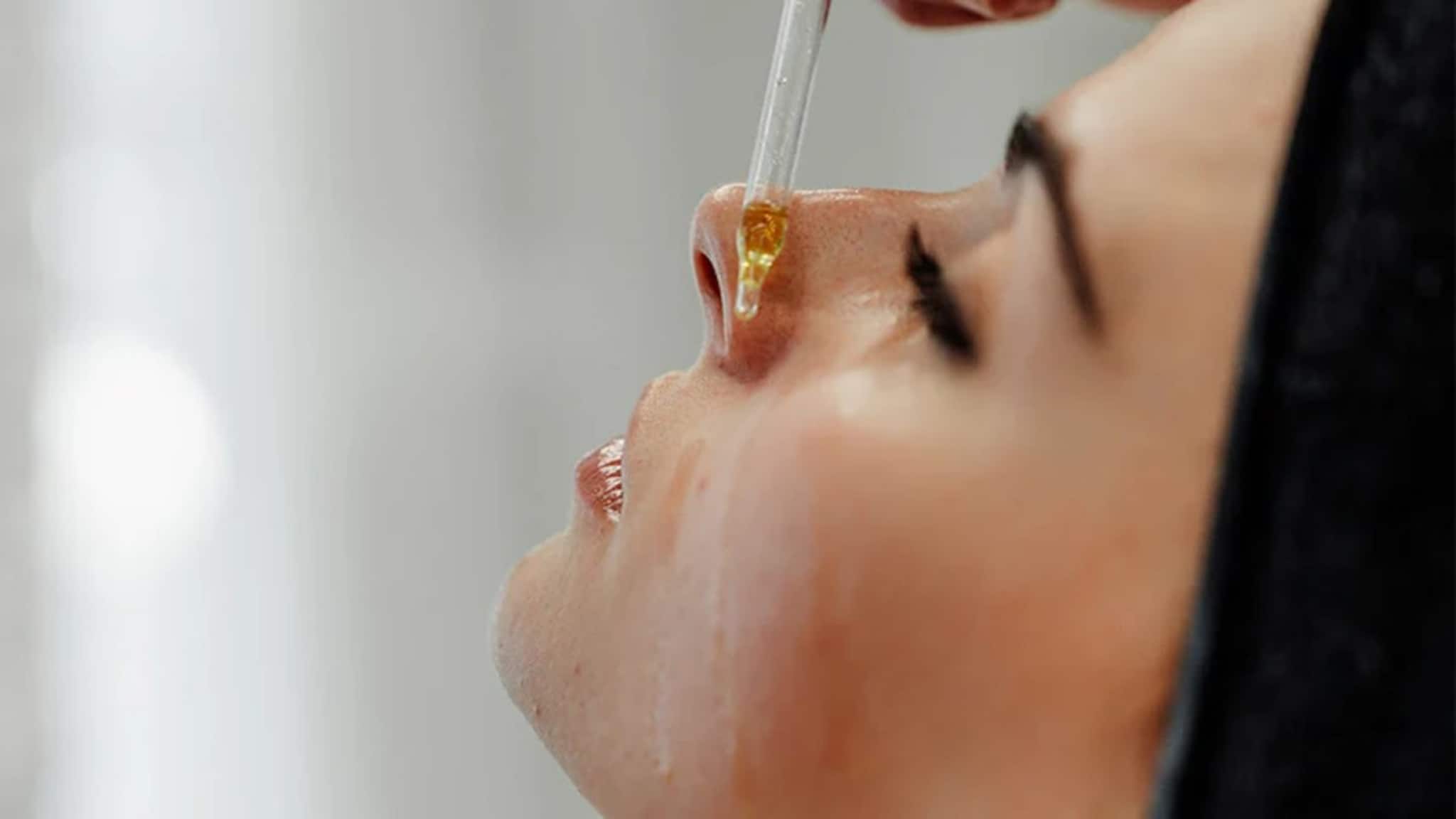 Summer Skin Care Tips: গরমেও মুখের চামড়া শুকিয়ে ফেটে যায়, ঠিক করতে পারে জরুরি তেল! জানুন বিশেষজ্ঞের টিপস